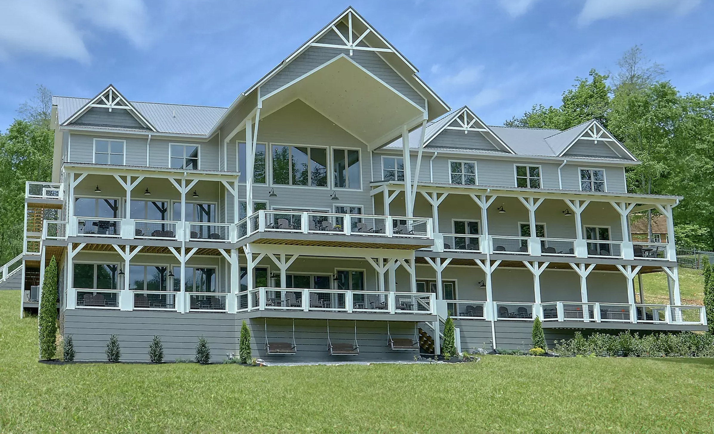 three stores multi family cabin